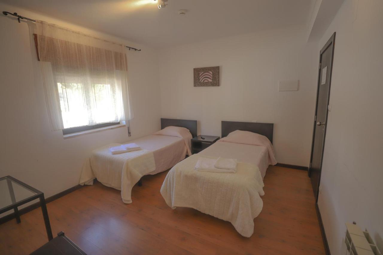 Bed and Breakfast Resedencial Centro Vimioso Esterno foto